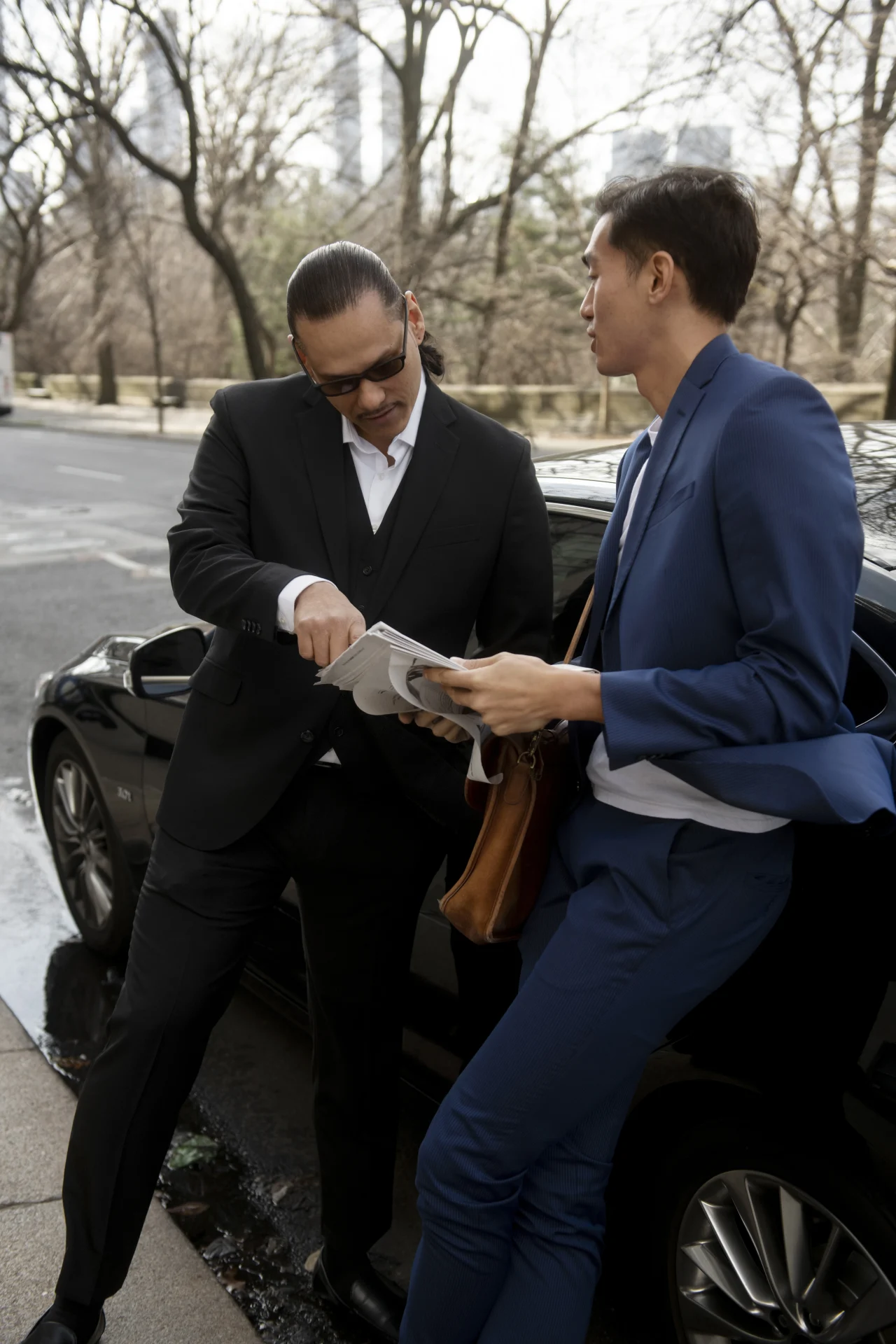 Empower Injury Law lawyer assisting a client on how to hire a car accident lawyer in Lawrence KS