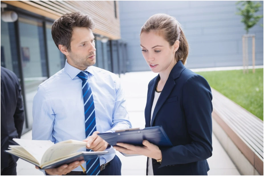 how to choose a lawyer for premises liability in lawrence ks