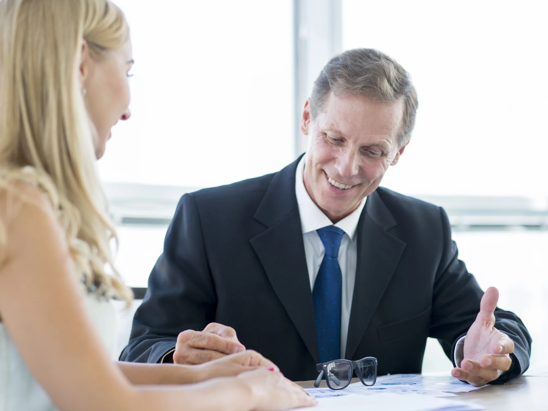 How Much Does a Rear End Accident Lawyer Cost in Liberty?